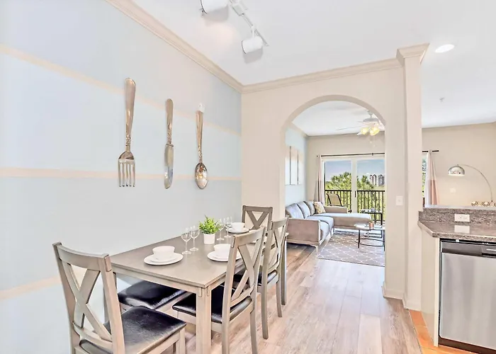 Pet-Friendly 3Br Condo W Pool Hot Tub